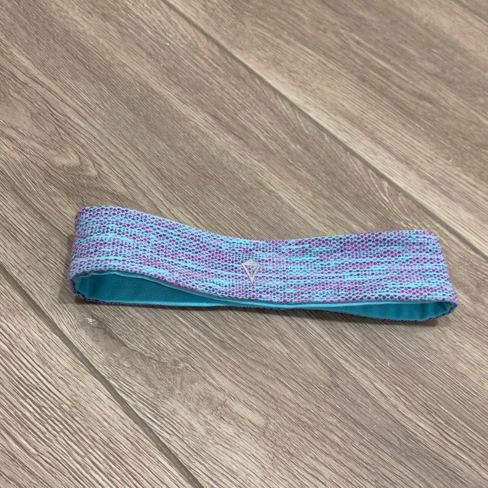 Ivivva by Lululemon reversible headband